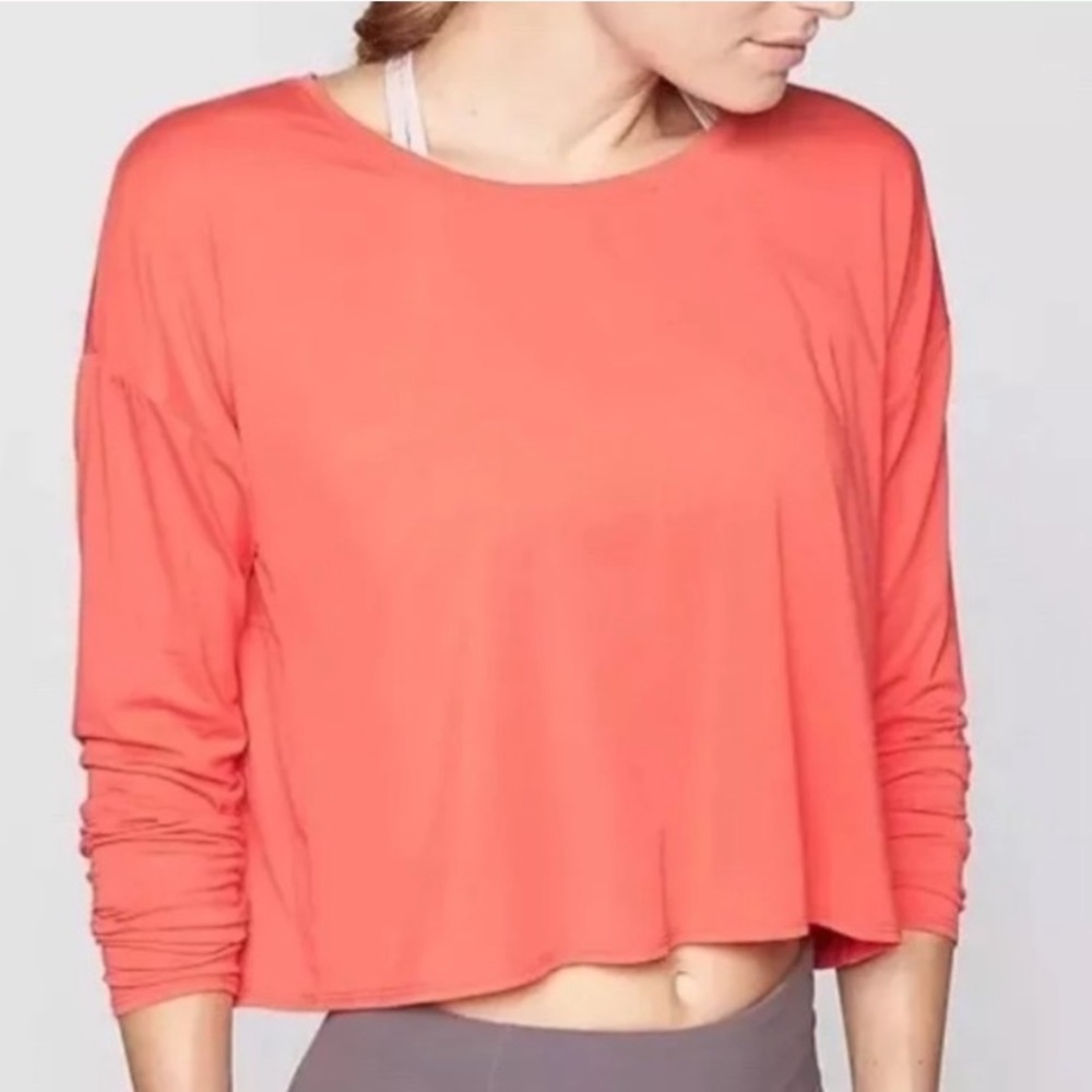 Athlete long sleeve studio crop tee